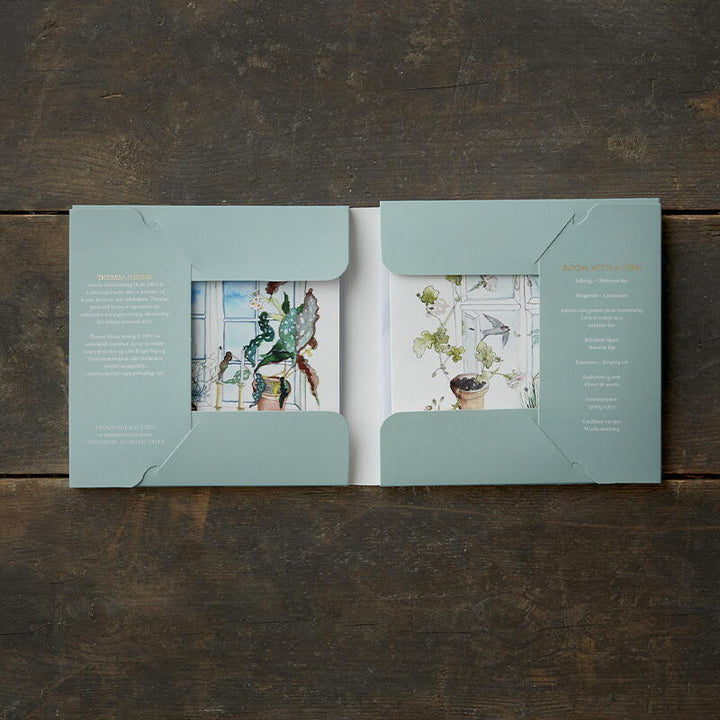 Square card folder - Room with a view