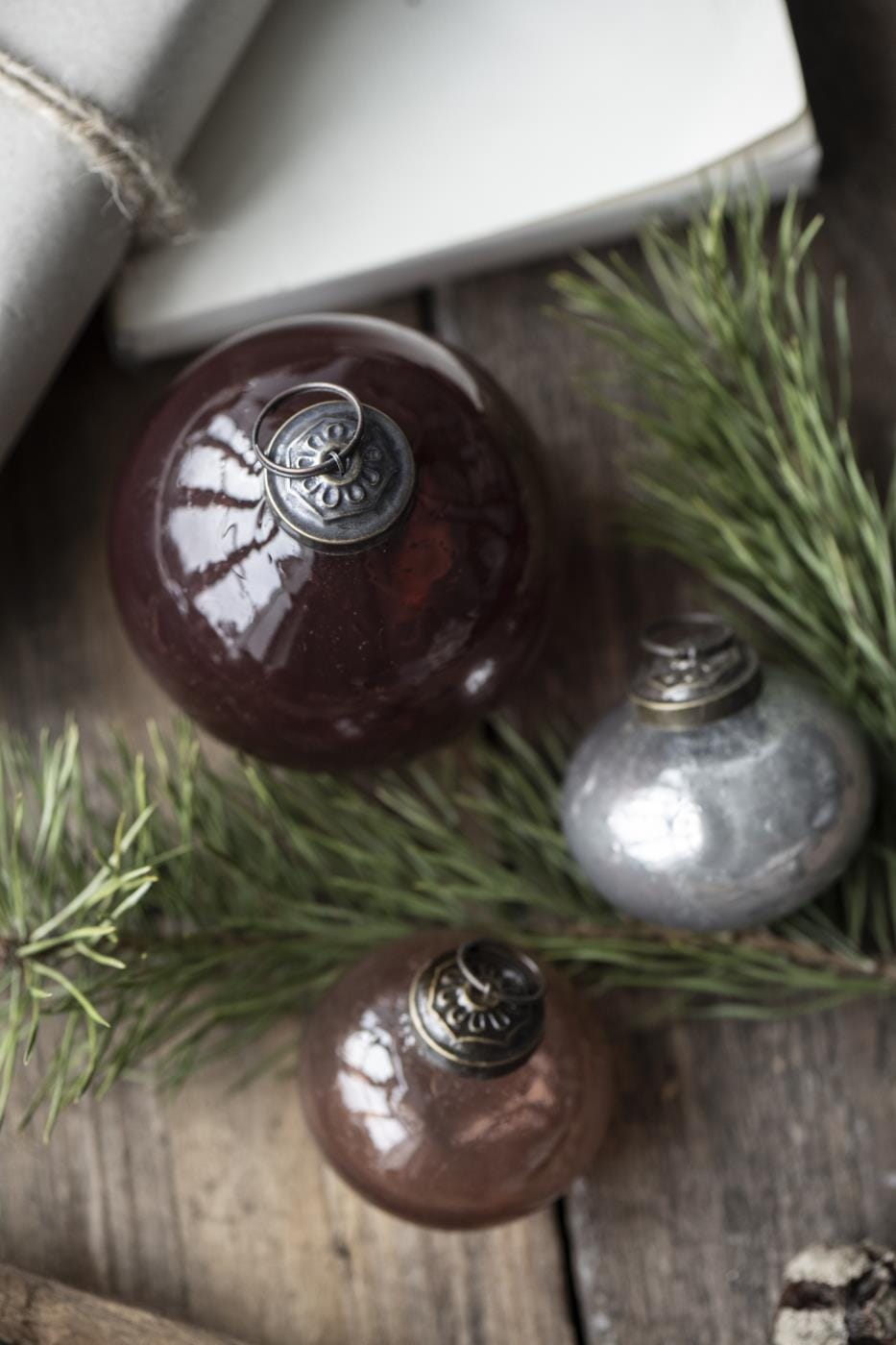 Julekugle bubbled glas løgformet sølv Julekugle Ib Laursen Krusmølle